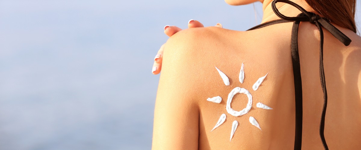 Когда мы используем солнцезащитный крем? Что такое UV-индекс? Основные понятия о защите от солнца, UV-лучах, способе нанесения!
