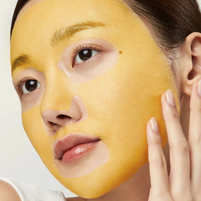 Masca intens iluminatoare cu Vitamina C si Glutation