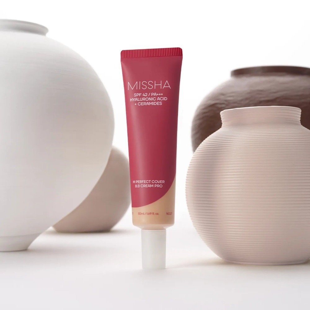 BB cremă cu ceramide și acid hialuronic №23
