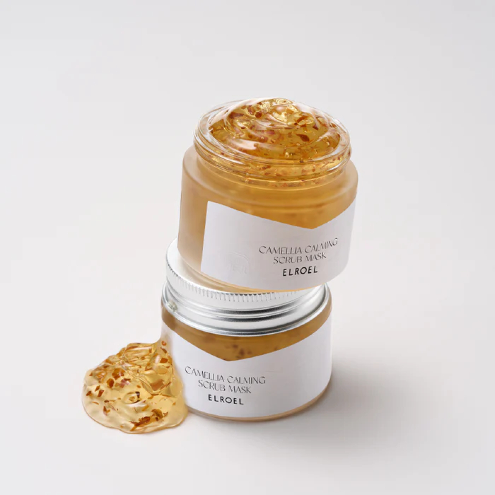 Scrub gelatinos cu petale de camellia