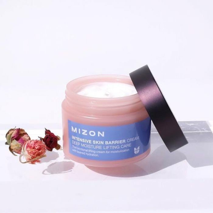 Cremă lifting cu acid hialuronic
