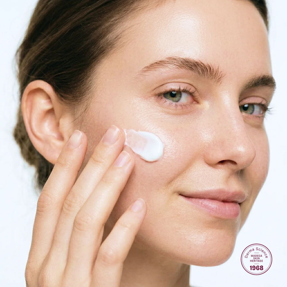 Cremă anti-aging cu retinol și Centella Asiatica