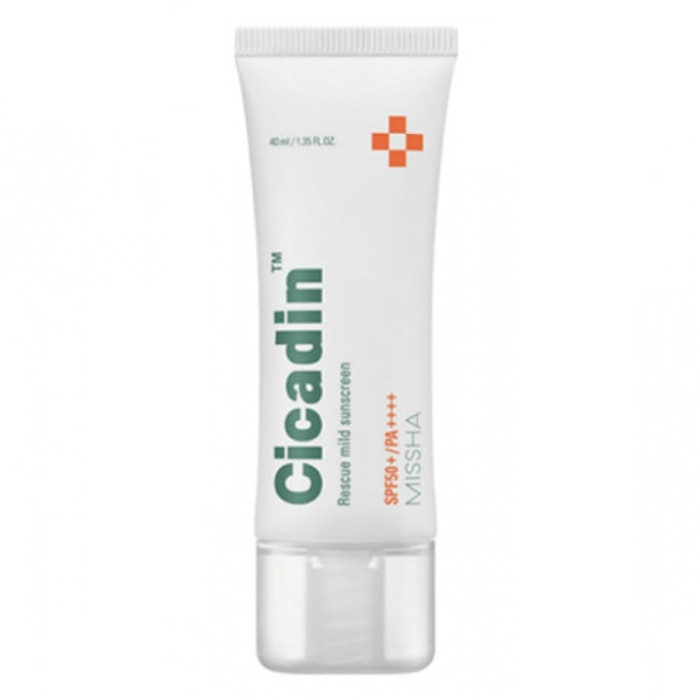 Protectie solara cu extract de Centella Asiatica SPF50+