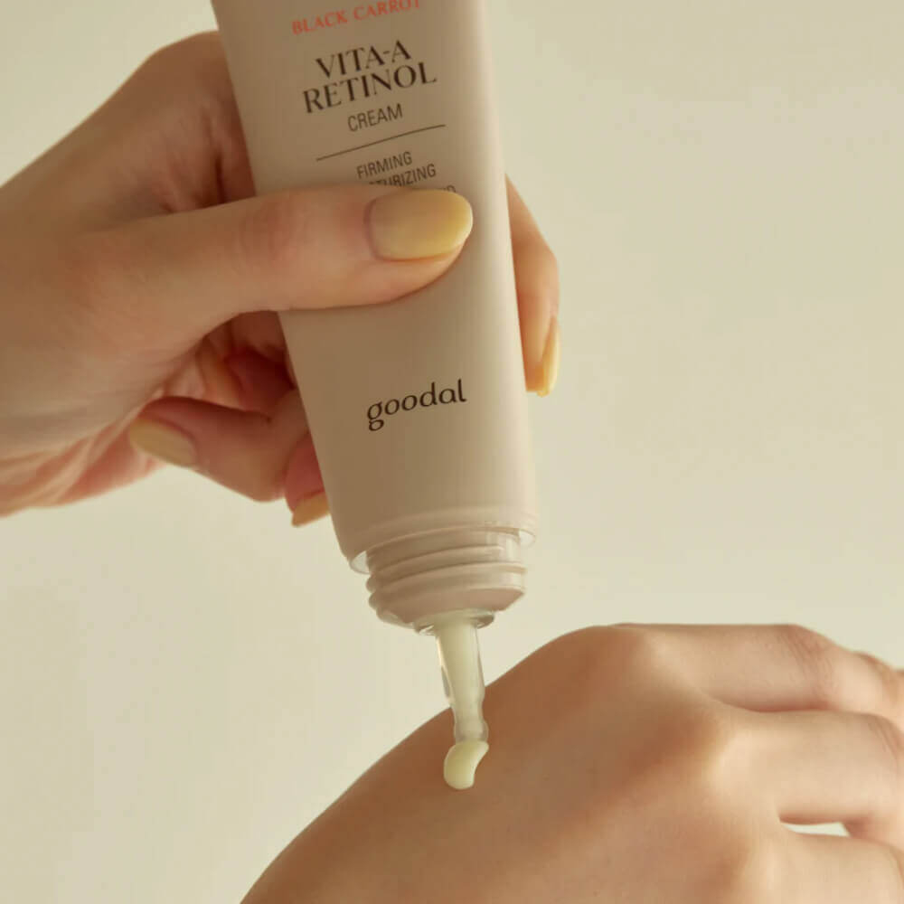 Cremă anti-rid cu retinol și morcov negru