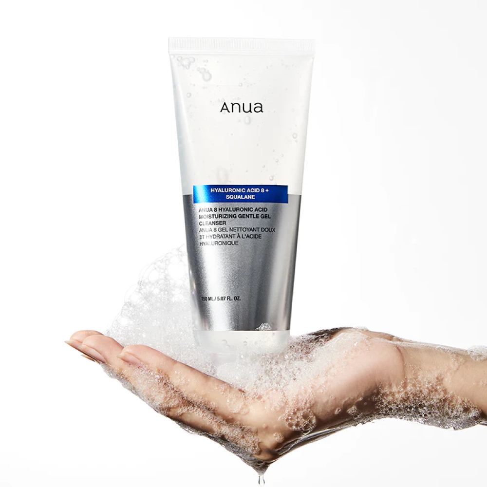 Gel blând pentru curatarea tenului cu acid hialuronic