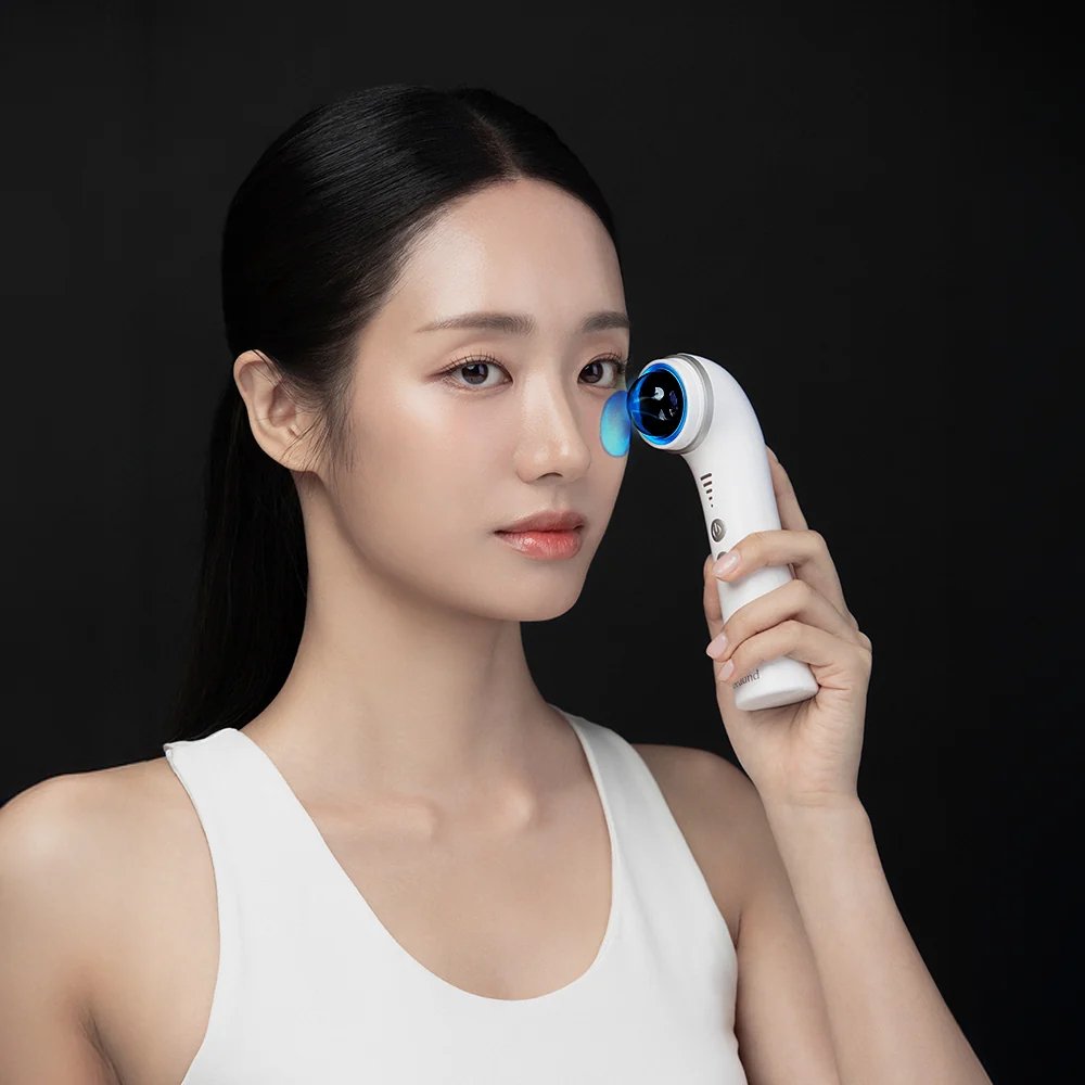 Dispozitiv facial cu tehnologie Cold Plasma pentru îngrijirea pielii