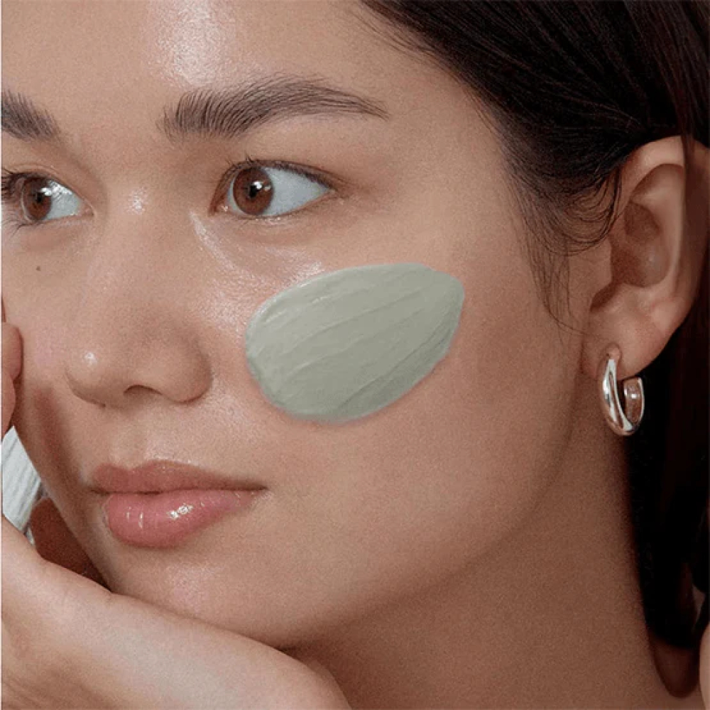 Mască purifiantă din argilă cu efect răcoritor și calmant