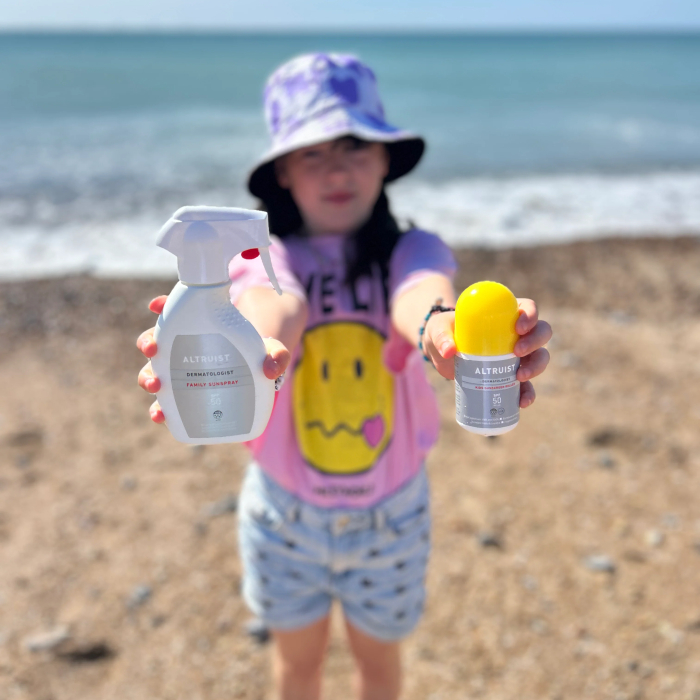 Protecție solară SPF50 pentru copii cu aplicare ușoară tip roller
