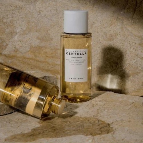 Toner hidratant cu extract de Centella Asiatica