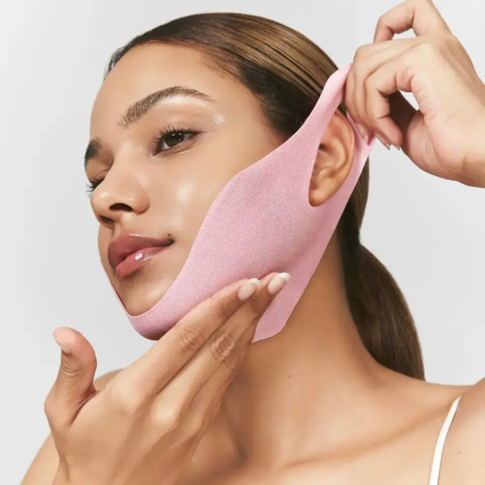 Mască din hidrogel cu Colagen și Camelia Japoneză cu efect de V-shape