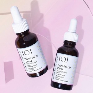 Serum exfoliant cu acid salicilic 2%